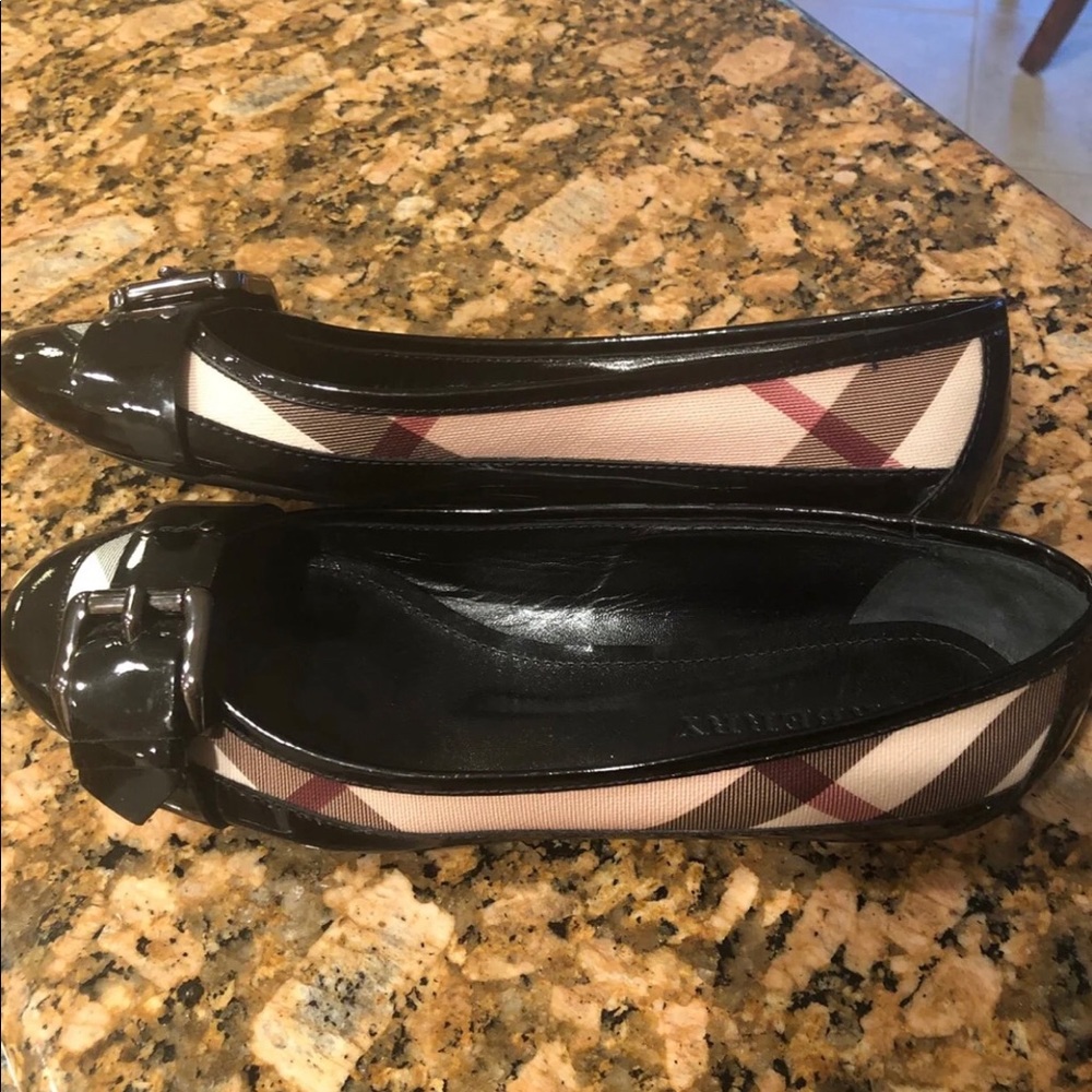 Burberry Nova Check Flats